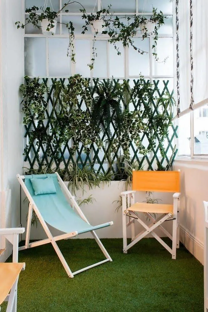 Nest House Lisbon Hostel 0*,  Portugalsko